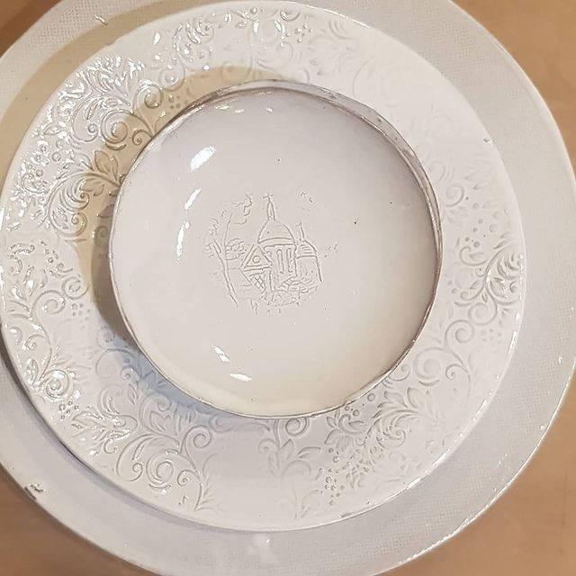 Pièces en faïence de l'atelier Tholozé